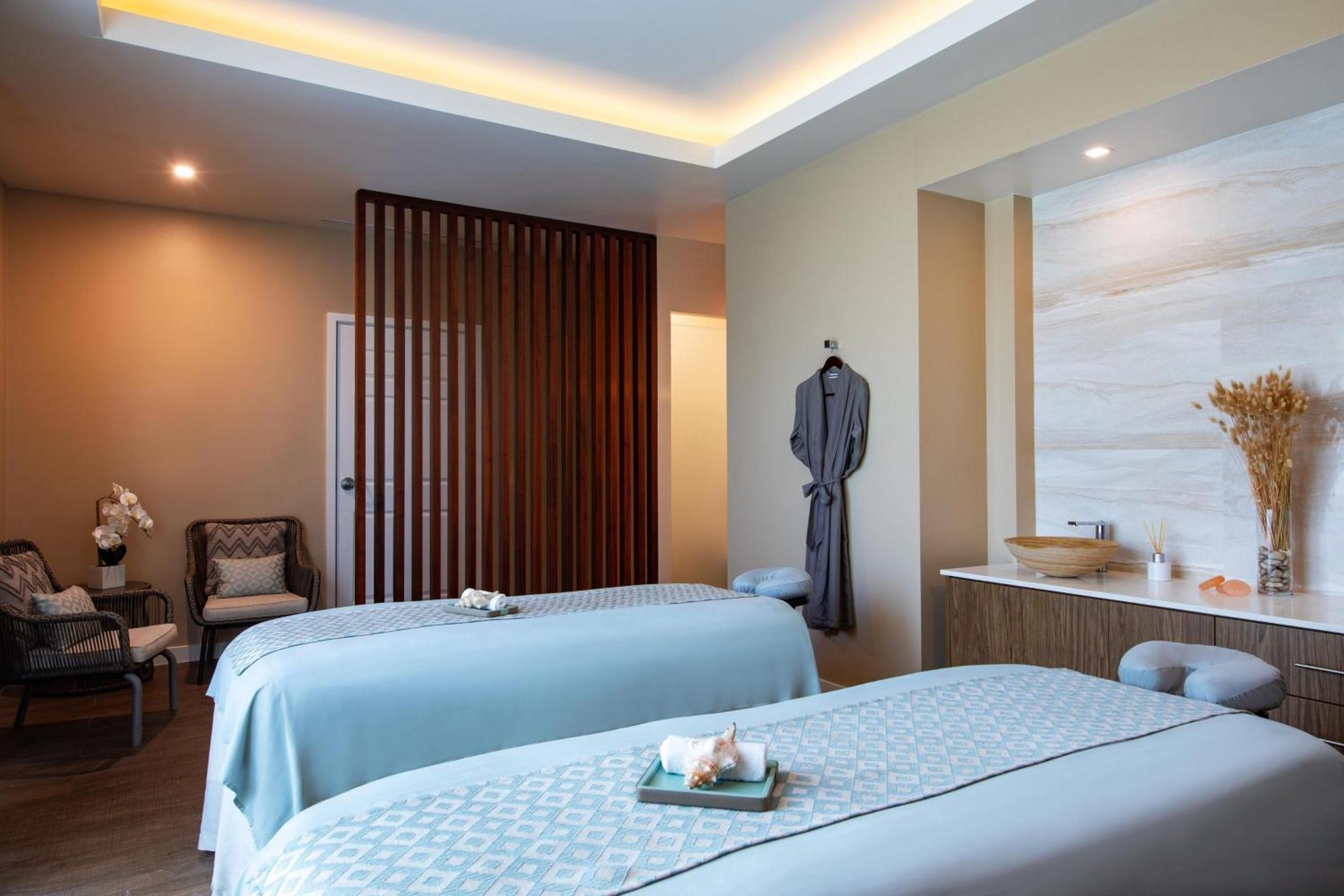 The Ritz-Carlton, Turks & Caicos Hotel Grace Bay Bagian luar foto