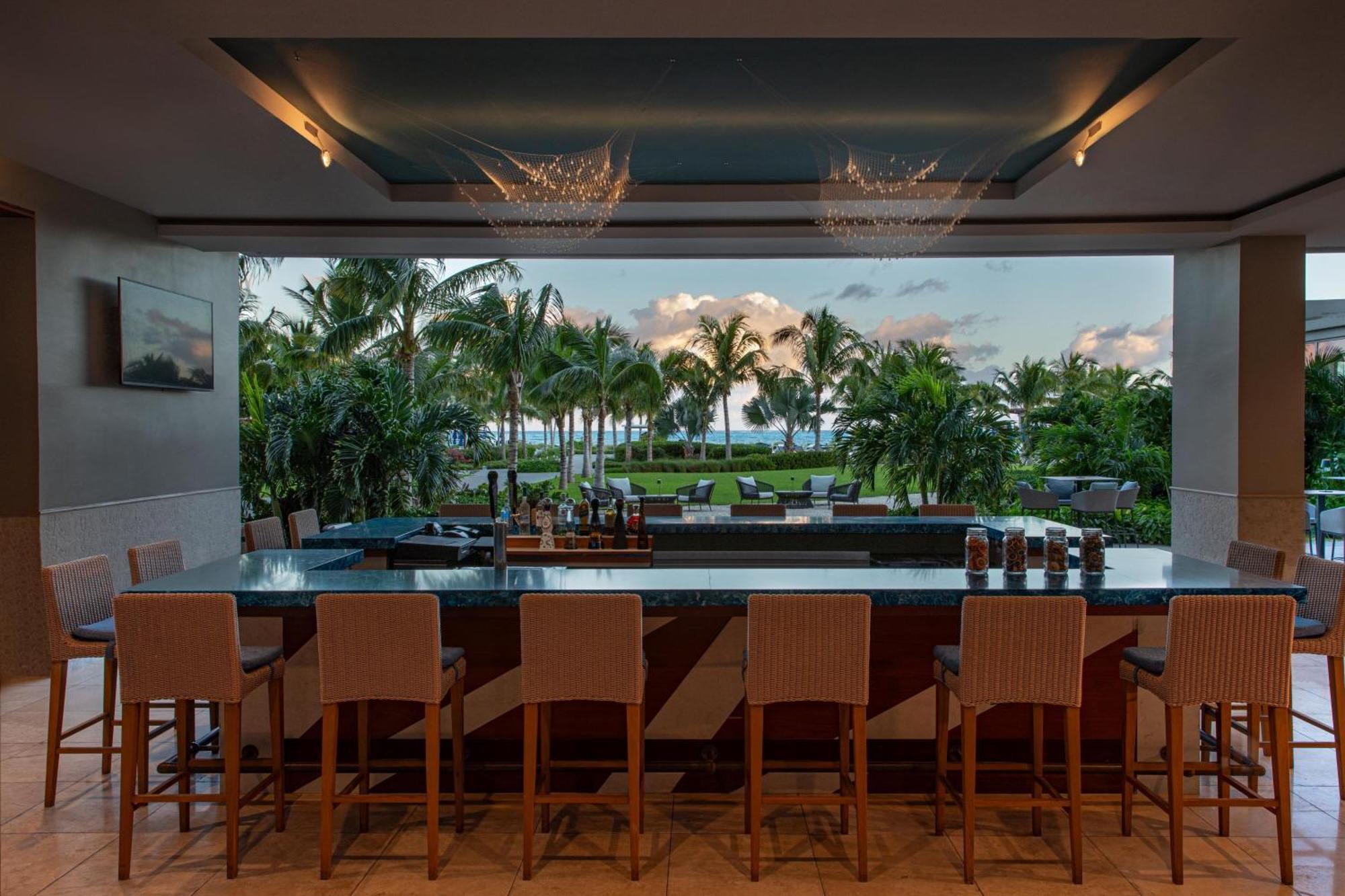 The Ritz-Carlton, Turks & Caicos Hotel Grace Bay Bagian luar foto